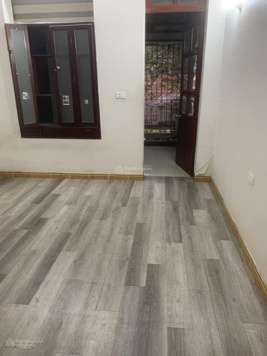 Chính chủ cần bán căn hộ chung cư 2PN + 1 WC tại Đường Núi Trúc, Phường Giảng Võ, Ba Đình, Hà Nội.