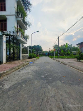 Phân lô phố Cự Khối, Long Biên, DT 90 m2, MT 6 m, giá 11 tỷ 7, vỉa hè, ô tô tránh, view hồ, cv