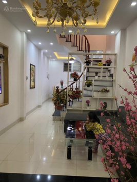 Cần bán nhà đường 19/5 Văn Quán Hà Đông dt 40m2x4 tầng
