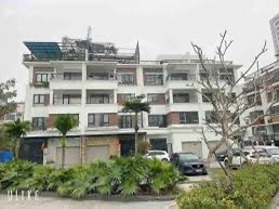 Chính chủ bán liền kề Romantic mặt đường Nguyễn Văn Huyên kéo dài Tây Hồ Tây. Lh 0945 289 131