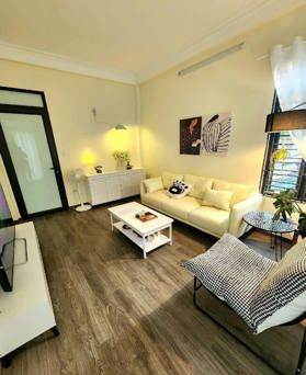 Nhà đẹp 5 tầng Tân Mai- ô tô 7 chỗ đỗ trong nhà - đường ô tô tránh - không lỗi phong thủy - không quy hoạch.