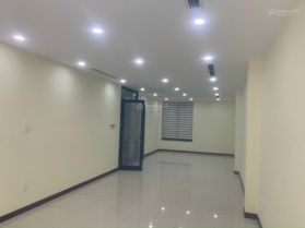 Cho thuê nhà liền kề Hdmon Hàm Nghi - Mỹ Đình. DT 95m2*6T*MT 5m, thang máy. Giá 60tr/th