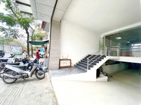 Cho thuê mặt bằng tầng 1 và 2 mặt phố Hàng Bún, 180m2 x 2 tầng, MT 8m, 130tr. LH: 0974 739 378