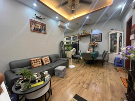 Bán căn hộ chung cư CT12 Kim Văn Kim Lũ 73m2 nhà cực đẹp, giá siêu tốt, full nội thất SĐCC