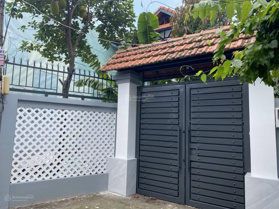 Cho thuê nhà riêng dài hạn diện tích tầng 1 270m2, lửng 64m2