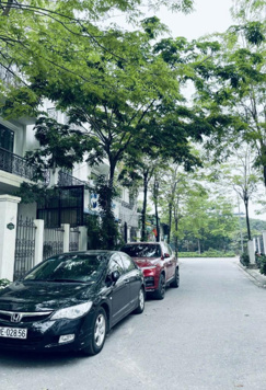 Bán gấp biệt thự liền kề KDT Đại Kim, Nguyễn Xiển, oto tránh, thang máy, DT 83m2 x 5 tầng, MT 5.5m