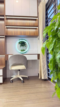 Bán nhà đường Trương Định, 39m2, 5 tầng, giá 7 tỷ, sổ đỏ sẵn sàng giao dịch