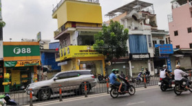 Cho thuê cửa hàng tại Lê Văn Lương trục đường to thuận lợi kinh doanh thời trang, nhà hàng