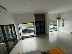 Cho thuê gấp căn biệt thự 200m2