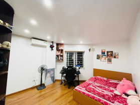 GIÁ NGON - Chung cư 3 ngủ, lô góc, 3 ban công, quận Hoàng Mai, NỘI THẤT XỊN, 120m, 5.9 tỷ