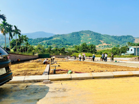 Chính chủ bán 107m2 mặt tiền 9.5 mét trục chính Xã Đông Xuân cách ĐHQH 3km tài chính dưới 3 tỷ