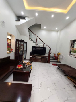 Nhà cực đẹp phố Dương Văn Bé, Hai Bà Trưng, DT44m2x5T, lô góc hai mặt thoáng, ngõ thông rộng.