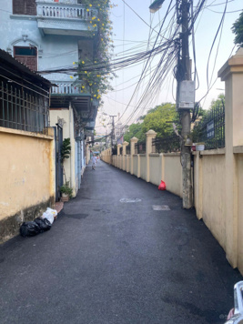 PHÂN LÔ QUÂN ĐỘI LÔ GÓC 3 MẶT NGÕ ÔTÔ VÀO NHÀ ĐỖ CỬA-30M MP HOÀNG QUỐC VIỆT- DÂN TRÍ CAO 13.X TỶ