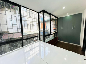 Cực hiếm bán nhà tập thể mới đẹp phố Nguyễn Trãi, gần Ngã Tư Sở 60m2, tầng 2, giá 2,5 tỷ