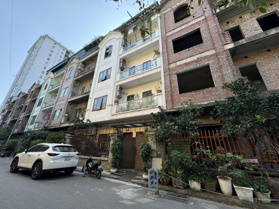 Bán Gấp Nhà Minh Khai Liền Kề Hot, Ô Tô Phân Lô Nét Căng, Audi Ngủ Trong Nhà, 65m2, Hơn 15 tỷ