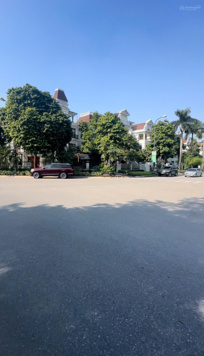 Bán nhà biệt thự Ciputra, căn góc Vip nhất dự án diện tích 638m2 mặt tiền 50m