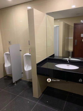 Bán Văn phòng Discovery Complex 302 Cầu Giấy. dt 78m2, 120m2...1000m2. Giá 55tr/m2. sổ 50 năm.