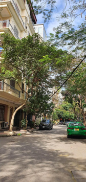 Bán nhà Đầm Trấu, Hai Bà Trưng 56m2 x 6PN x MT 4m, ôtô đỗ cửa, KD, giá 12 tỷ. LH: 0366 051 369