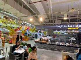 VP chuyên nghiệp (Lễ tân, bảo vệ, tạp vụ) - Giá 3,8tr - Có sẵn 5 bàn ghế
