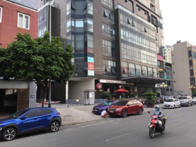 Cho thuê văn phòng, cửa hàng mặt phố ngay trung tâm hành chính quận Hà Đông giá siêu rẻ!