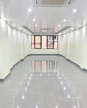 Văn phòng Mễ Trì Hạ 70 mét vuông tầng 3 thang máy 0379 584 182