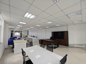 Cho thuê văn phòng sàn 40-150m2 view kính tặng nội thất như hình siêu hot trung tâm Quận 3