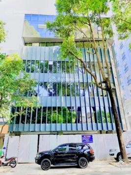 Cho thuê tòa nhà góc 2 MT 24 - 26 Phạm Ngọc Thạch, Quận 3, DT: 15x20m, hầm 7 lầu, DTSD: 2.500m2