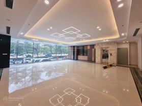 Cho thuê tòa nhà MP Trần Duy Hưng - DT 300m2 x 7 tầng. MT 13m. LH 0914 624 186