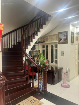 Chính chủ cần bán biệt thự khoảng 19 tỷ khu vực Hồ Ba Mẫu - Kim Liên - Đống Đa - Hà Nội