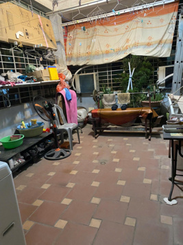 Bán nhà riêng ô tô đỗ cửa tại Dịch Vọng. Giá 10 tỷ, 40.4m2, 4PN, 3VS, 5T