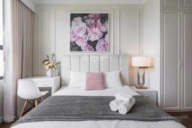 Gia đình tôi cần bán lại 2 căn hộ 69m2 và 80m2 tòa Hà Nội centerpoint giá từ 6 tỷ. LH: 0932 392 256