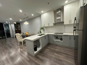 Chính chủ cho thuê căn hộ diện tích 100 m2; 3 phòng ngủ quận Cầu Giấy, Hà Nội