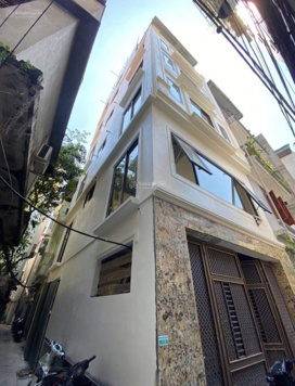 Duy nhất 1 căn còn sót lại nhà ngã 3 Cát Linh - Tôn Đức Thắng - Quận Đống Đa - view sân chơi lô góc