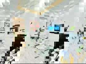 Nhà đẹp Tân Mai, Hoàng Mai - 5m ra 2 ô tô tránh - Kinh doanh - Thang máy - 48m2 x 5 tầng - chào 7 tỷ 5. 