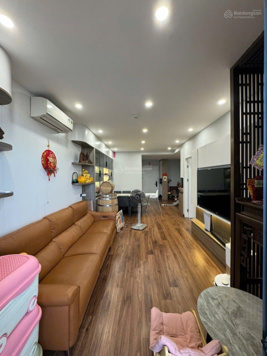 Cần bán căn 2PN 79m2 tòa The Two full đồ mới view đẹp thoáng mát LH 0977 699 855