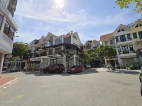 Bán biệt thự siêu đẹp 3 mặt ôtô tránh kđt Nam La Khê, Hà Đông: 126m2, 4 tầng, mt 30m, 27 tỷ