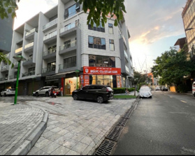 Shophouse khu phân lô Định Công 67m2 x 5 tầng, mặt tiền 6m. Giá chào bán 23.9 tỷ