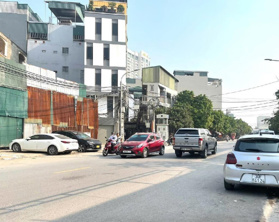 Chính chủ cần bán gấp nhà Kim Giang - vị trí đẹp - ô tô lùi vào nhà - ngõ to - 40m2, 5T, giá 5,85tỷ