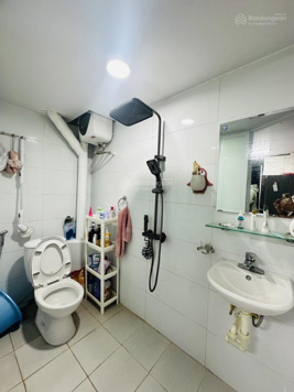 Tập thể Lương Ngọc Quyến, Hà Đông, giáp Thanh Xuân, 2 thoáng, ô tô, vị trí lộc, giá tốt 80m2/2,1tỷ.