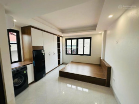 Định Công Thượng - Nhà 7 tầng, thang máy phân lô quân đội - ô tô đỗ cửa, dòng tiền 70tr/th, giá đẹp