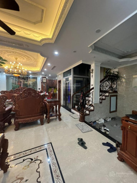 Phân lô, vỉa hè - view công viên, đường trước nhà rộng 17m - thoáng sáng vĩnh viễn - kinh doanh