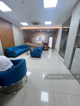Bán nhà Vạn Phúc (10x17) hoàn thiện cao cấp văn phòng, sổ hồng riêng giá 34,5 tỷ TL