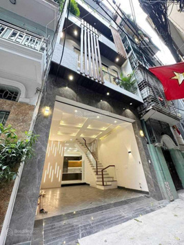 Chính chủ bán nhà Tân Mai - Kim Đồng 50m2 x 4 tầng giá 9 tỷ - thang máy - nhà đẹp