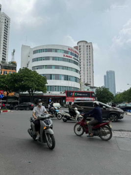 Bán nhà mặt phố TT Cầu Giấy - Ngã tư Trung Kính - Yên Hòa - 60m2 - 5 tầng