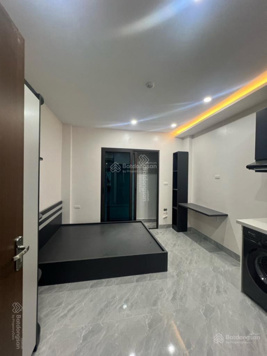 Bán tòa nhà dòng tiền-Hồ Tùng Mậu-Cầu Giấy-nhà mới-3 thoáng-100m2-7 tầng-6.8m mt-28 tỷ