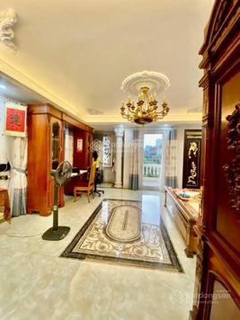 Biệt thự khu vực Láng Hạ, Hà Nội 124m2, 5 tầng, MT 12,4m, giá 75 tỷ