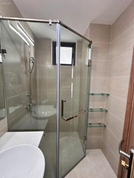 Bán căn hộ 3PN, giá 5.2 tỷ, chung cư Le Grand Jardin Long Biên