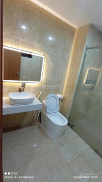 Cần bán nhanh căn Mulberry 130m2, giá 6,8 tỷ, 3N 2W, sẵn sổ, full nội thất. LH 0962 347 866
