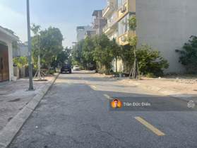 Bán đất tặng nhà khu tái định cư Thạch Bàn, gần phố Nguyễn Thời Trung, giá chỉ 7,6 tỷ