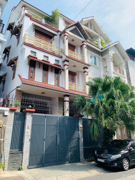 Bán nhà hẻm vip 86 - Phổ Quang, DT: 7.2x18m, 5 tầng + thang máy, giá 21.5 tỷ